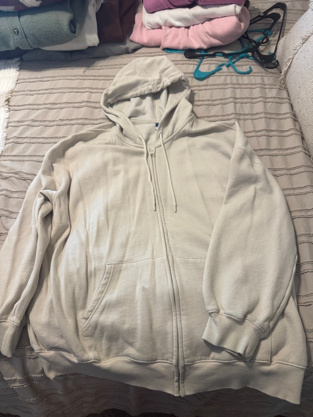 Old Navy Neutral Cream Pullover Hoodie
